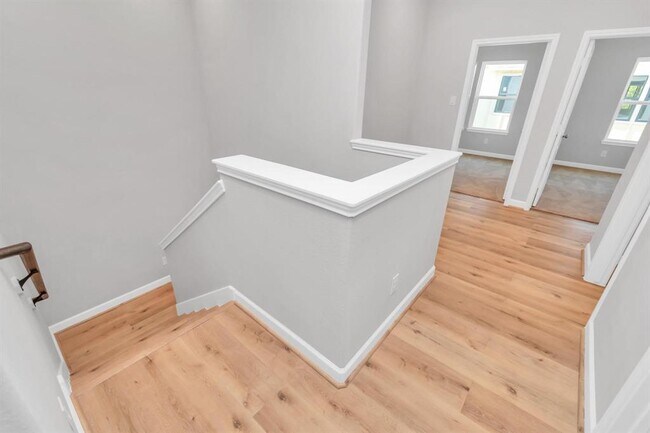 Building Photo - 2357 Hoskins Dr
