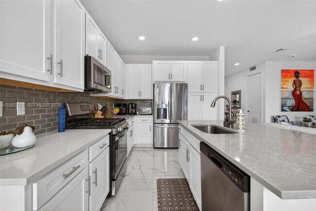 Building Photo - 13468 SW Indigo Inlet Ln