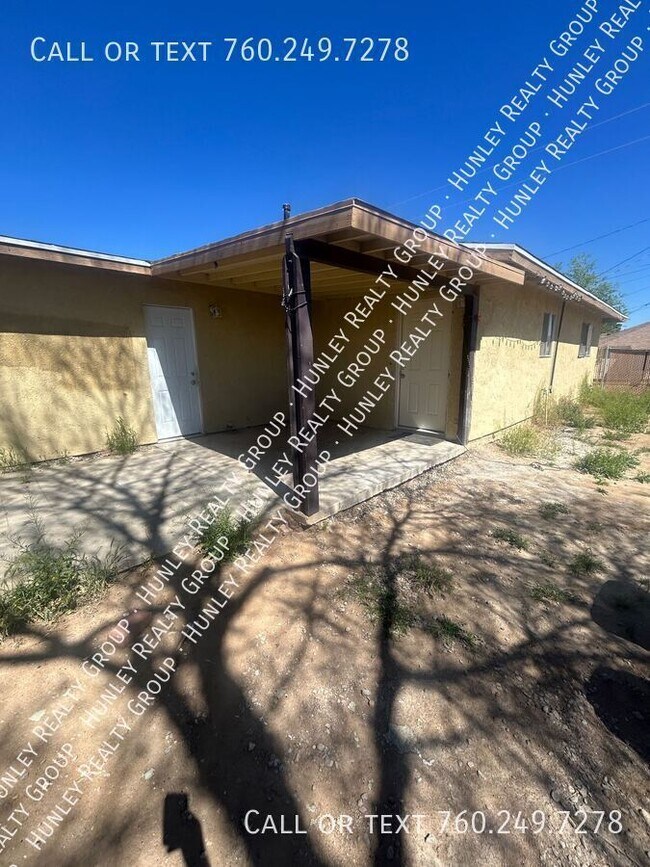 Building Photo - 15803 Rancherias Rd