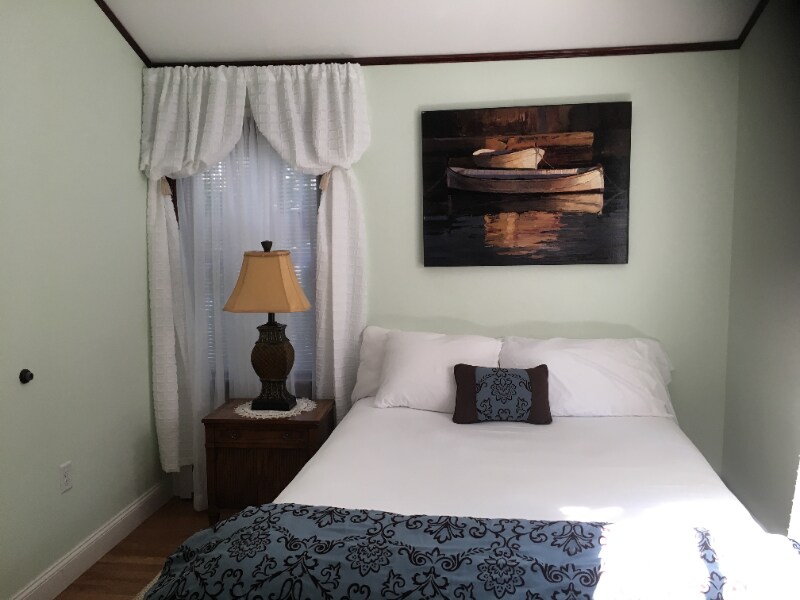 Building Photo - 39 Outlook Ave