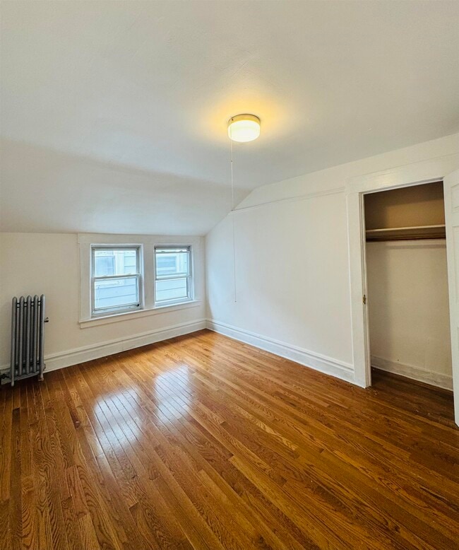 Building Photo - 408 Belgrove Dr