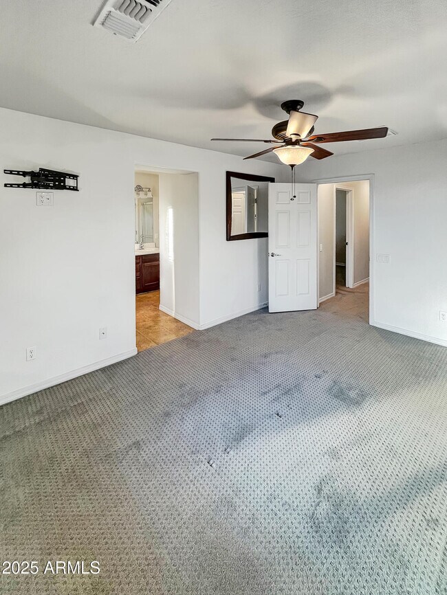 Building Photo - 2143 W Le Marche Ave