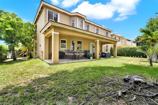 Building Photo - 20765 SW 89th Ave