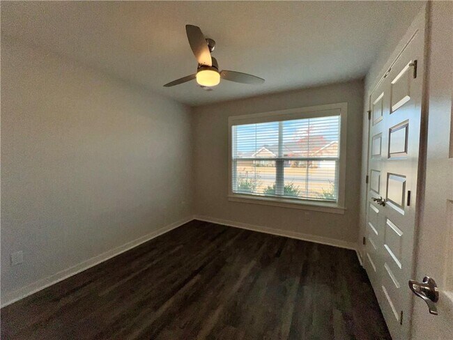 Building Photo - 331 W Taverner Xing