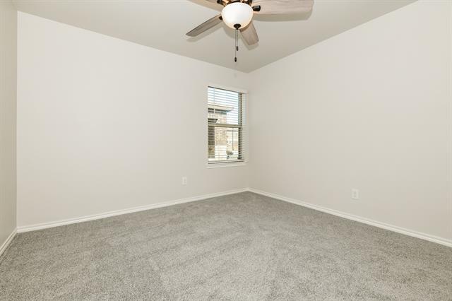 Building Photo - 726 Meadow Creek Ln