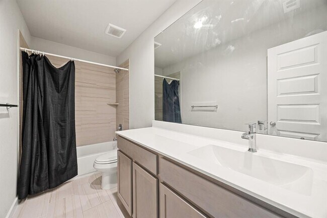 Building Photo - 2907 Skerne Forest Dr