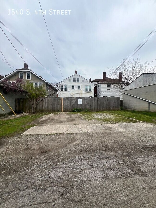 Building Photo - 1540 S 4th St