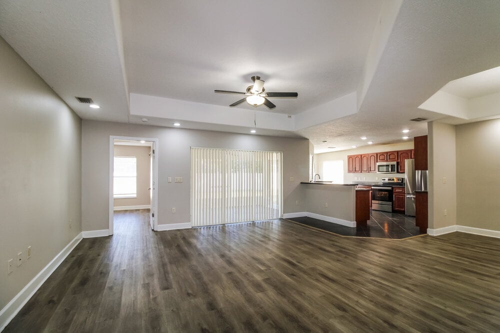 Building Photo - 8343 Natoma St