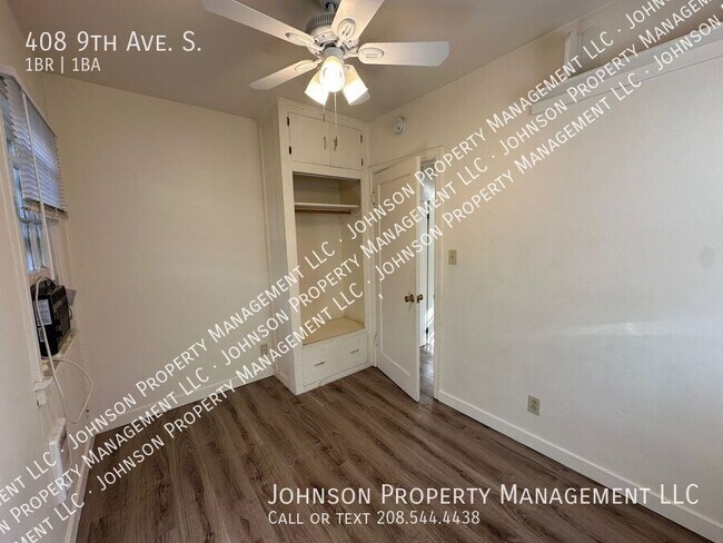 Building Photo - 408 9th Ave S