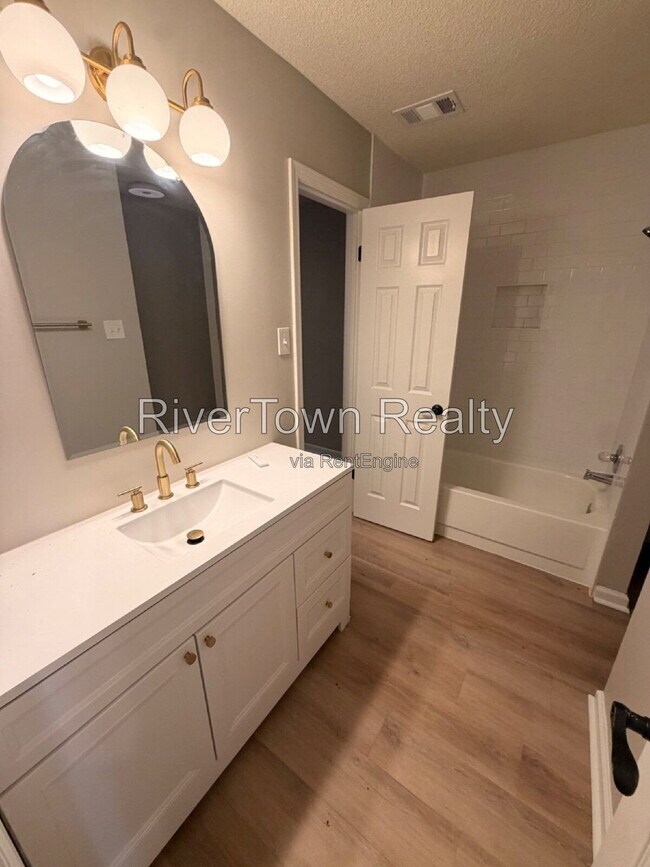 Building Photo - 8272 Cedar Chest Dr