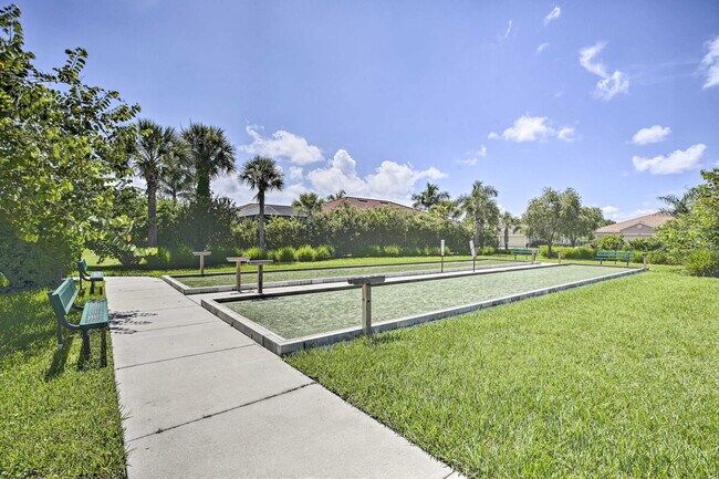 Building Photo - 3943 Ashentree Ct