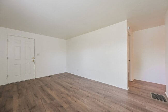 Building Photo - 9295 E 14th Ave