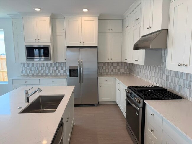 Building Photo - 2847 Gdn Mdw St