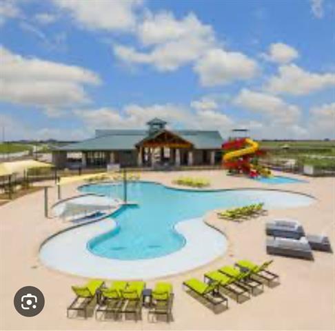 Building Photo - 16708 Garden Dr
