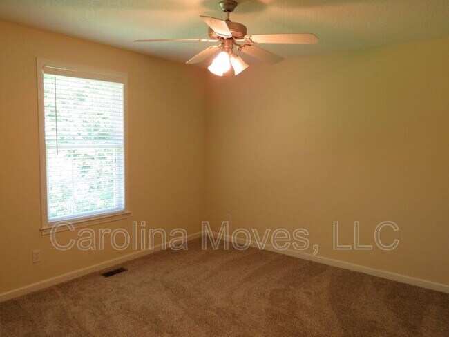 Building Photo - 22 Cunningham Cir