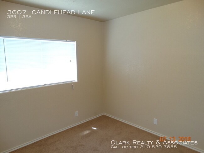 Building Photo - 3607 Candlehead Lane