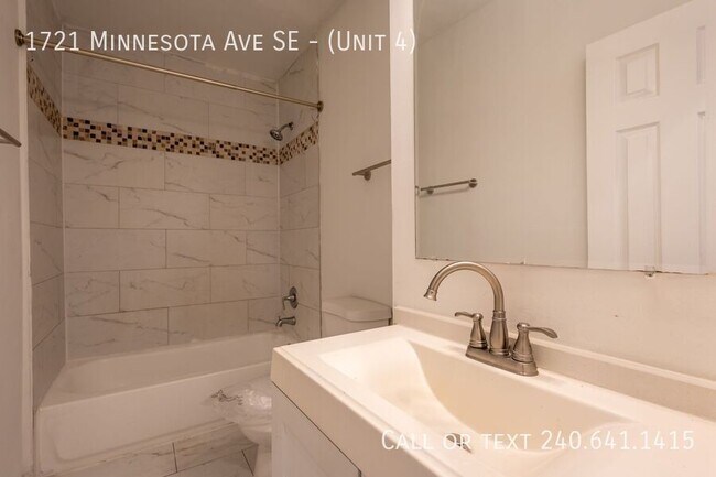 Building Photo - 1721 Minnesota Ave SE