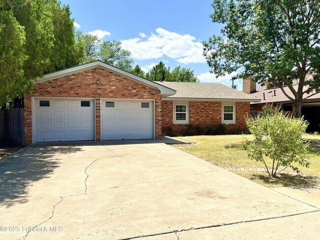 Primary Photo - 2205 33rd St