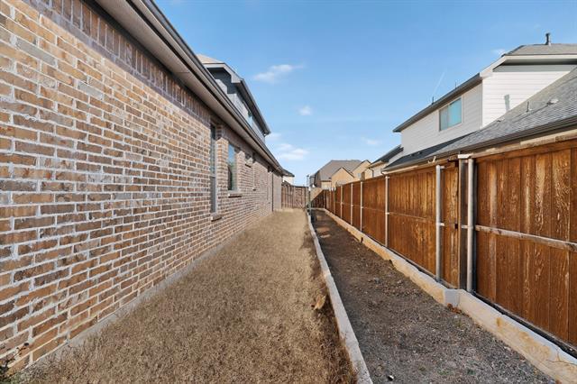 Building Photo - 769 Meandering Ln