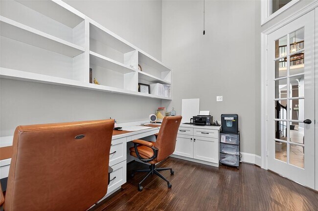 Building Photo - 30148 Southern Sky Dr