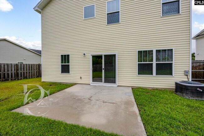 Building Photo - 122 Drummond Wy