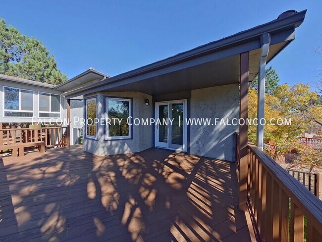 Building Photo - 133 Dolomite Dr