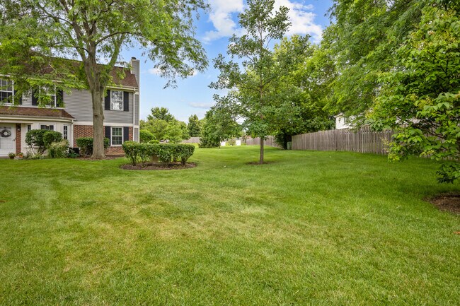 Building Photo - 164 White Branch Ct