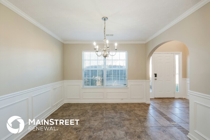 Building Photo - 40 Heaton Dr