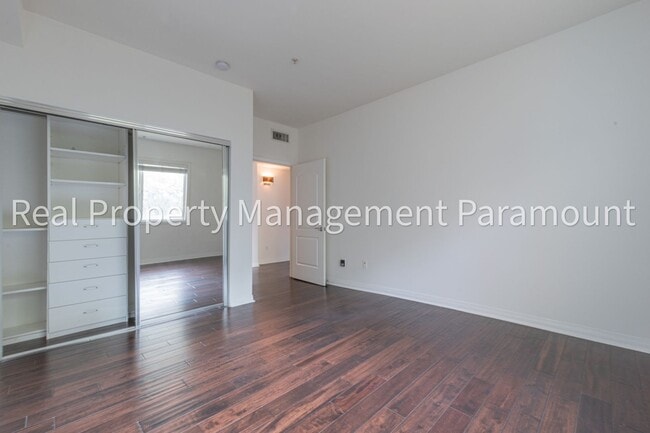 Building Photo - me 3-Bedroom Condo for Rent – Spacious, Mo...