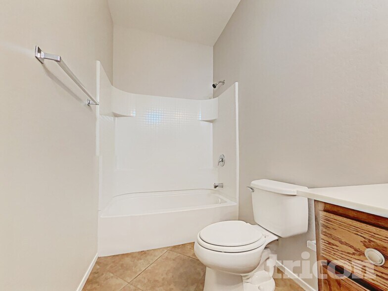 Building Photo - 18253 W Eva St