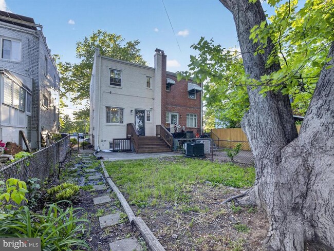 Building Photo - 4334 Martin Luther King Jr Ave SW