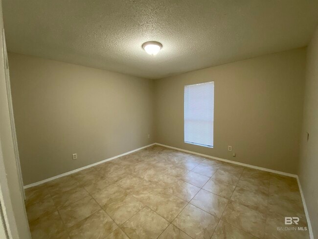 Building Photo - 6394 Schoel Ln