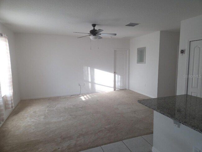 Building Photo - 511 Big Sioux Ct