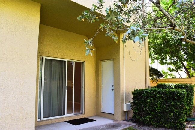 Building Photo - 102 Lighthouse Cir
