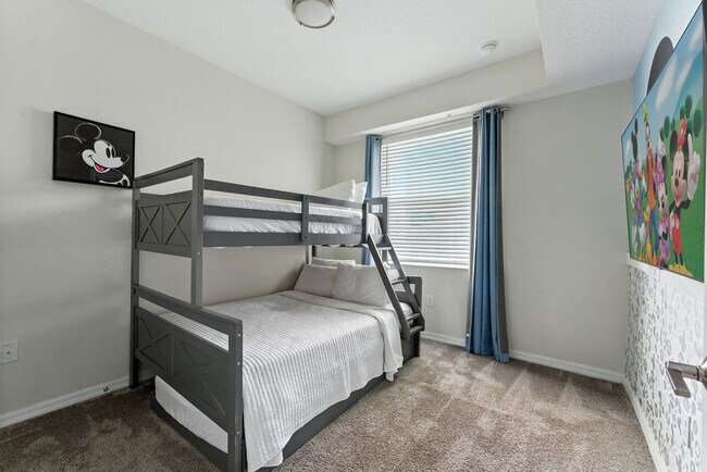 Building Photo - 3161 Paradox Cir