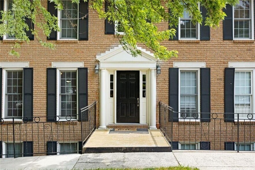 Building Photo - 1101 Collier Rd NW