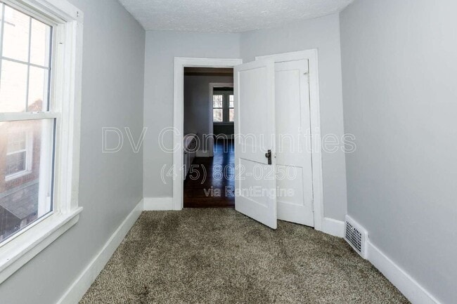 Building Photo - 3578 Ingleside Rd