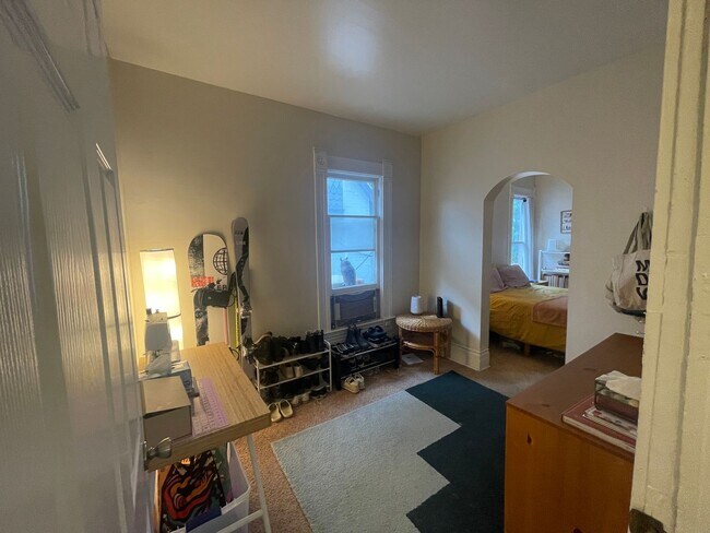 Building Photo - Bannock302
