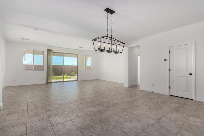 Building Photo - 14807 W Soft Wind Dr