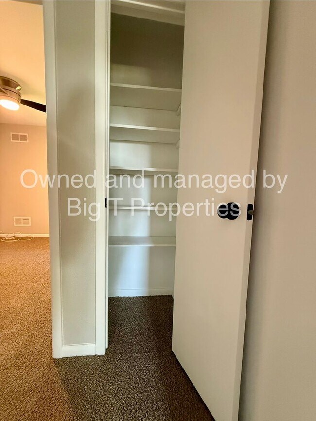 Building Photo - Beautiful 4 bedroom 2 bathroom home