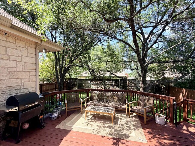 Building Photo - 11508 Emerald Falls Dr