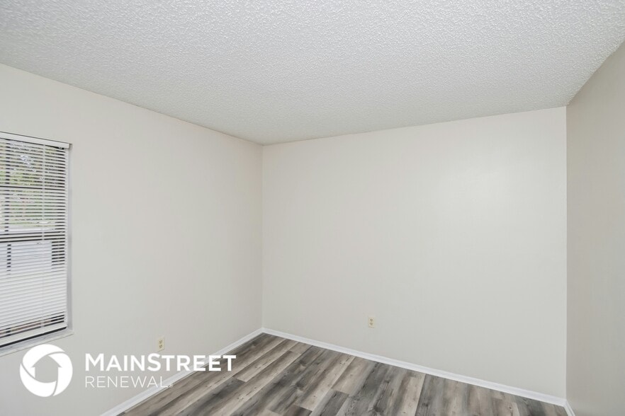 Building Photo - 1460 Cass Ave NW