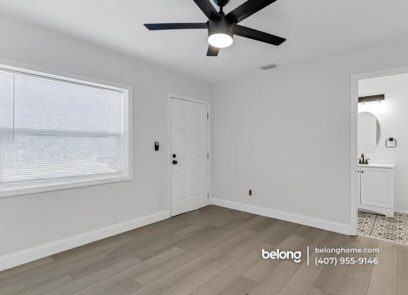Building Photo - 6310 Belle Isles Dr