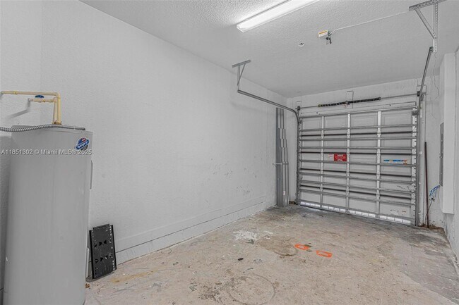 Building Photo - 21465 SW 125th Psge