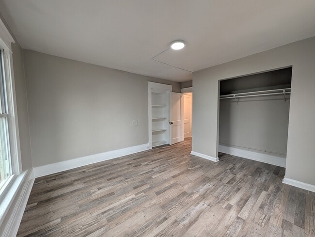 Building Photo - 101 Thomas Rd