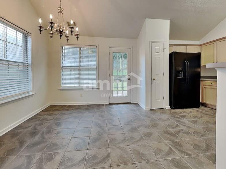 Building Photo - 6889 Show Boat Ln