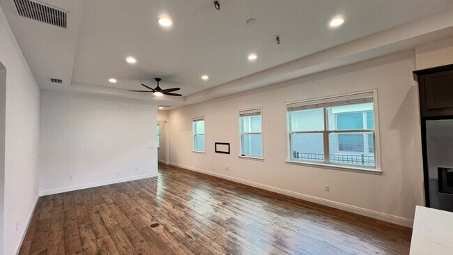 Building Photo - 9708 Bucklow Hill Dr