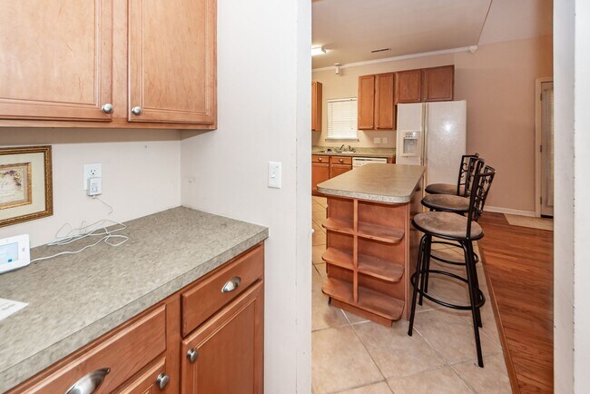 Building Photo - 5 Bedroom 2.5 Bath Home in Indigo Fields - North Charleston