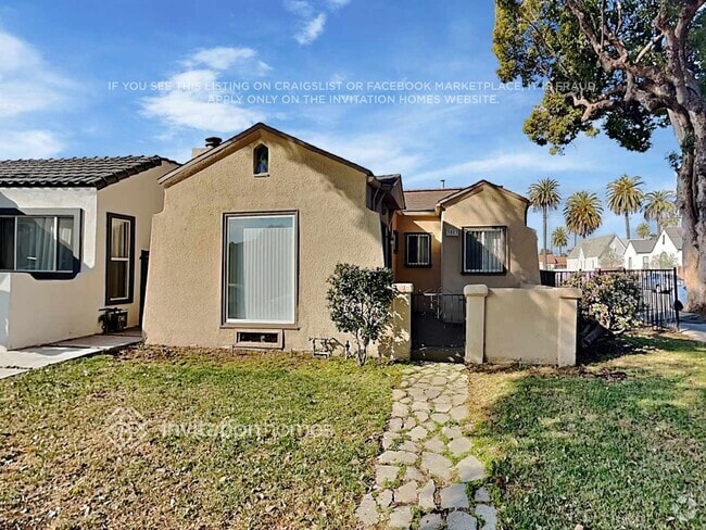 Building Photo - 3003 Hillcrest Dr