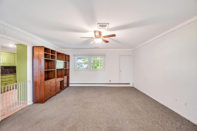 Building Photo - 38 Barker Dr